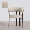 Fotel do salonu z podłokietnikami tapicerowany w tkaninie chenille – Nogi w ciemnym efekcie drewna – Ergonomiczny i nowoczesny design – Okare image 9